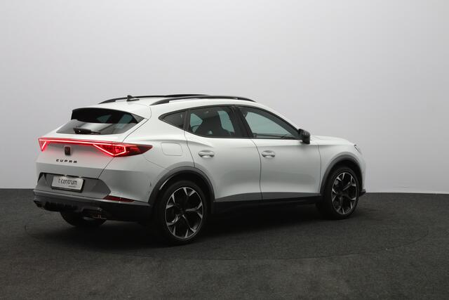 Cupra Formentor 1.4 e-Hybrid 245 PK VZ Performance PHEV, Panoramadak, Trekhaak, Leder