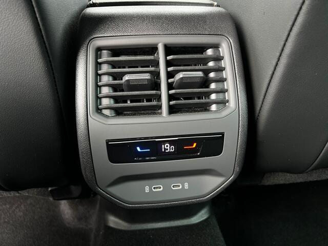 Cupra Formentor 1.5 eTSI 150pk DSG Business | ACC | Camera | Navi | Climate