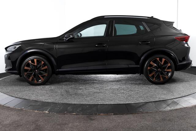 Cupra Formentor 1.5 TSI e-Hybrid VZ Performance | Dig. Cockpit | Adapt. Cruise | Stoel-+Stuurverw. | PDC | Camera | NAV + App. Connect | ECC | Sennheiser | Elek. Klep | LM 19" | 5475