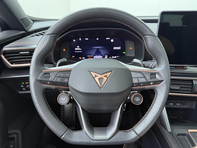 Cupra Formentor 1.5 TSI e-Hybrid VZ Tribe Edition | 272 PK | SoH 99% | Adaptive Cruise Control | Panoramadak | Sennheiser Audio | 360 graden camera | Keyless Entry | Stuur- & Stoelverwarming |