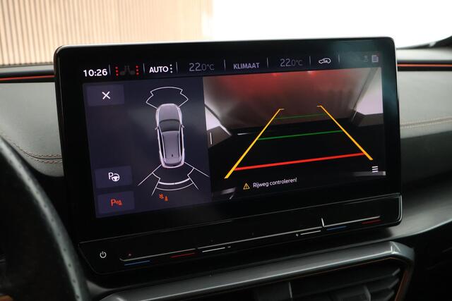 Cupra Formentor 1.4 TSI 204pk e-Hybrid Essential Trekhaak Camera Stoelverwarming Memory Keyless Navigatie
