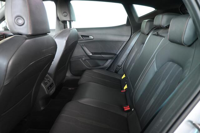 Cupra Formentor 1.5 TSI Automaat Clima Adaptieve cruise Navigatie Apple carplay Trekhaak PDC Inruil mogelijk