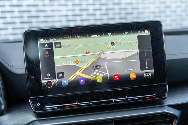 Cupra Formentor 1.4 e-Hybrid Business | Plug-in Hybrid (PHEV) | Achteruitrijcamera | Parkeersensoren | Keyless Entry | Stoelverwarming | Navigatie | Apple Carplay | Android Auto | Alarm | Lichtmetalen Velgen 18 inch | Sportstoelen