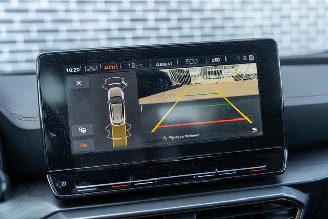 Cupra Formentor 1.4 e-Hybrid Business | Plug-in Hybrid (PHEV) | Achteruitrijcamera | Parkeersensoren | Keyless Entry | Stoelverwarming | Navigatie | Apple Carplay | Android Auto | Alarm | Lichtmetalen Velgen 18 inch | Sportstoelen