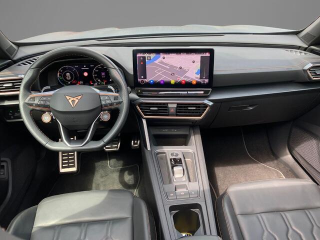 Cupra Formentor 1.4e-Hybrid 180kW/245PK VZ · Panoramadak · Leder · Apple/Android Car Play · Camera · Elektrische stoelverstelling ·