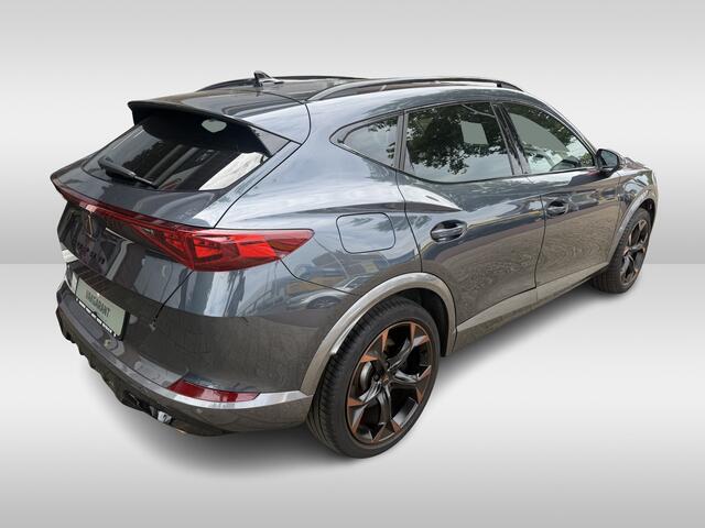 Cupra Formentor 1.4 e-Hybrid VZ Copper Edition | glazen panorama-dak / schuif | Matrix led koplampen | Apple Carplay/Android Auto |