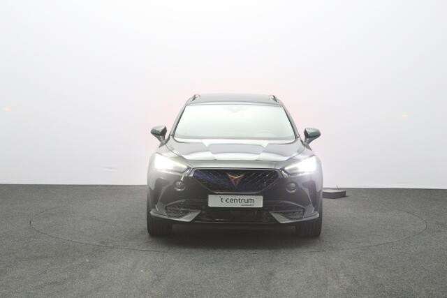 Cupra Formentor 1.4 e-Hybrid VZ 245 PK Black Edition PHEV, Panoramadak, Memory, Alcantara, Camera, Winterpakket