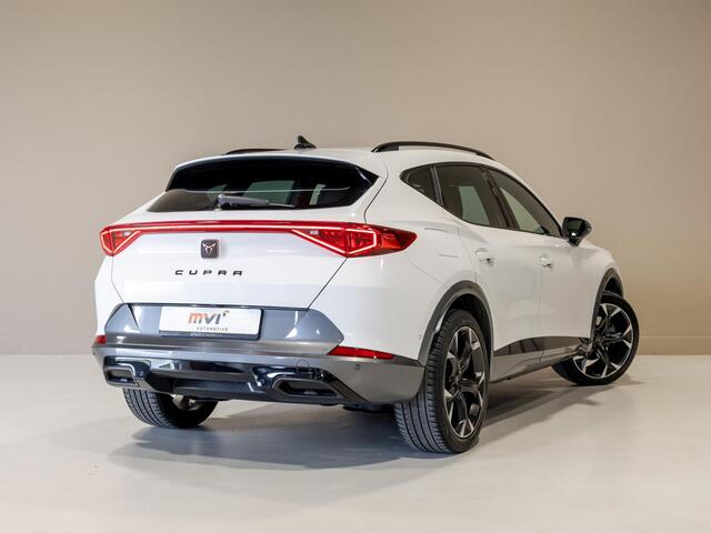 Cupra Formentor 1.4 e-Hybrid Business / 204pk / Trekhaak / Achteruitrij camera /