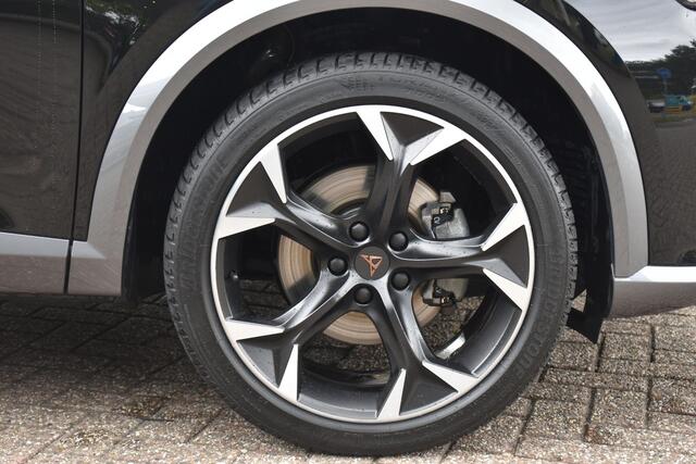 Cupra Formentor 1.4 e-Hybrid Performance Schuifdak | Rondomzicht Camera | Leder | Memory | Navigatie | 12 mnd BOVAG garantie | Whatsapp 06-53188999