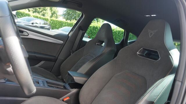 Cupra Formentor 1.4 e-Hybrid VZ 245PK Performance SOH 90.93% | 19" | Elektr Achterklep | Elektr bed stoel met Memory | Digital Cockpit | Alcantara