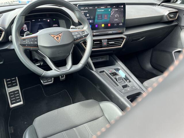 Cupra Formentor 1.4 e-Hybrid VZ Performance / AUTOMAAT/ 245 PK/ PANO/ BEATS/ CAMERA/ PARK. SENSOREN/ DCC/ DODE HOEK/ KEYLESS/ STOEL-STUURVERWARM./ FULL LINK/ ADAPT. CRUISE/ NAVI/ CLIMA/ DAB/ 19" LMV