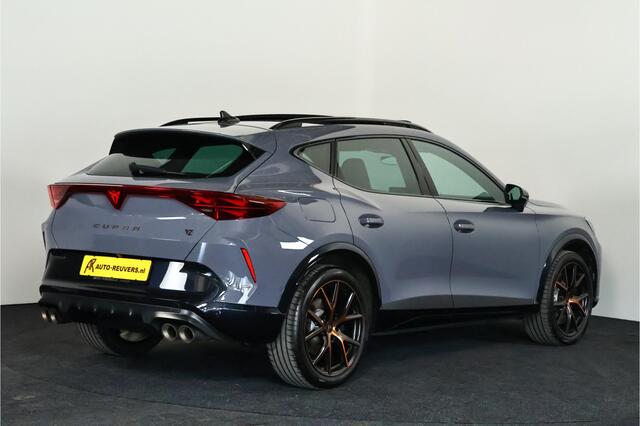 Cupra Formentor 2.0 TSI 4DRIVE / Opendak / Sennheiser / Akrapovic / 3D cam