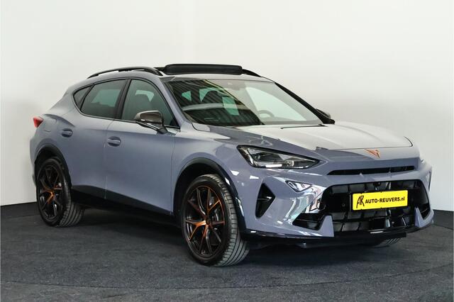 Cupra Formentor 2.0 TSI 4DRIVE / Opendak / Sennheiser / Akrapovic / 3D cam