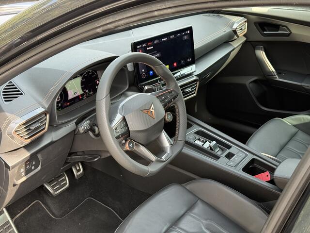 Cupra Formentor 1.4 e-Hybrid VZ Performance | pano | trekhaak | camera | keyless