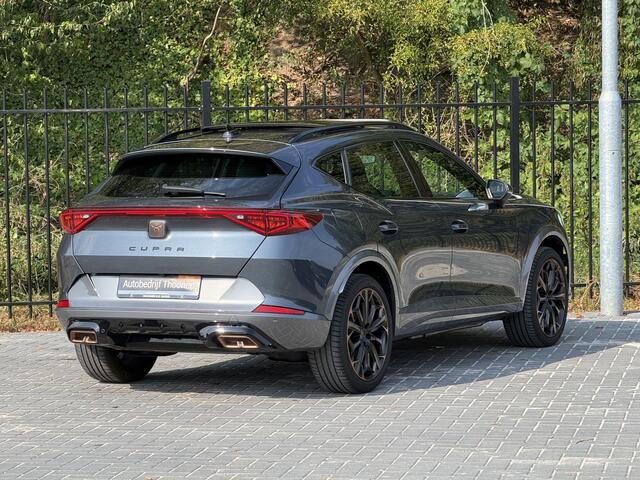 Cupra Formentor 1.4 e-Hybrid VZ Performance | pano | trekhaak | camera | keyless