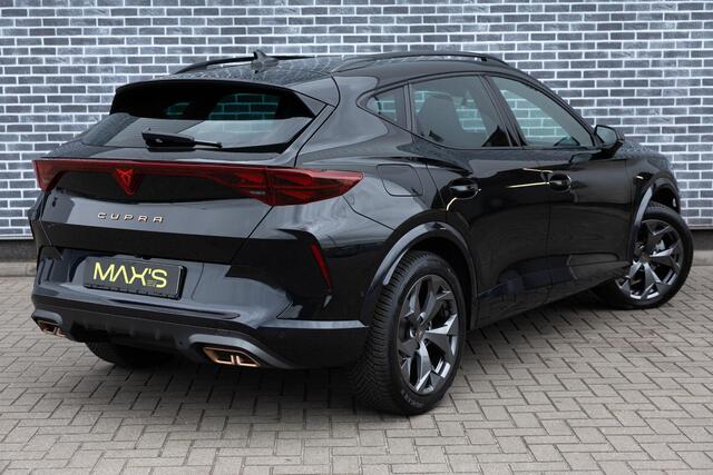 Cupra Formentor 1.5 TSI e-Hybrid Business | Plug-in Hybrid (PHEV) | 360 Graden Camera | Parkeersensoren | Cruise Control Adaptief | Dodehoekdetectie | Kuipstoelen Dinamica | Keyless Entry | Elektrische Achterklep | Elektrisch Verstelbare Stoel | Navigatie | Apple Carplay | Android Auto