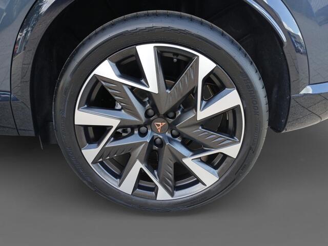Cupra Formentor 1.5 TSI e-Hybrid Business | NIEUWE AUTO | Elektrisch Wegklapbare Trekhaak | Schuif/Kantel Dak | Digital Cockpit | Camera | Parkeersensoren | Stoelverwarming | Stuurwielverwarming | Apple CarPlay/Android Auto |