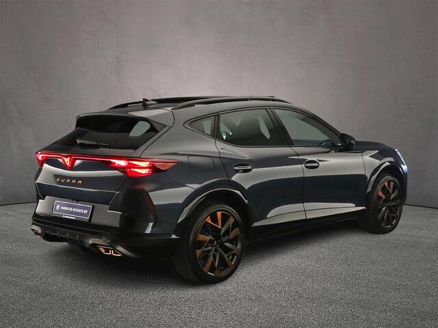Cupra Formentor VZ Performance 1.5 TSI eHybrid 272pk DSG Automaat Panoramadak, Adaptive cruise control, Sennheiser audio, Elektrische achterklep, 360 camera, Achteruitrijcamera