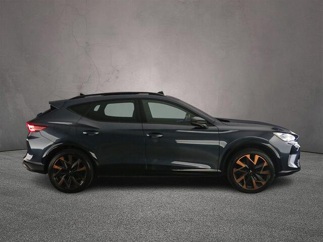 Cupra Formentor VZ Performance 1.5 TSI eHybrid 272pk DSG Automaat Panoramadak, Adaptive cruise control, Sennheiser audio, Elektrische achterklep, 360 camera, Achteruitrijcamera