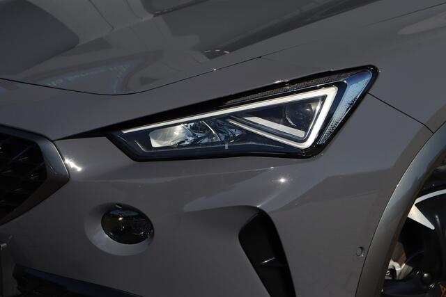 Cupra Formentor 1.4 e-Hybrid Performance | ACC | Camera | 19 Inch |
