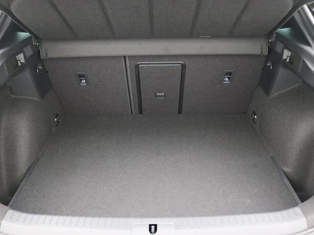 Cupra Formentor 1.5 TSI e-Hybrid Business 204PK DSG Panoramadak, Trekhaak, Achteruitrijcamera, Navi via Apple Carplay/Android Auto, 19" LM Velgen, Stoel-Stuurverwarming, Keyless