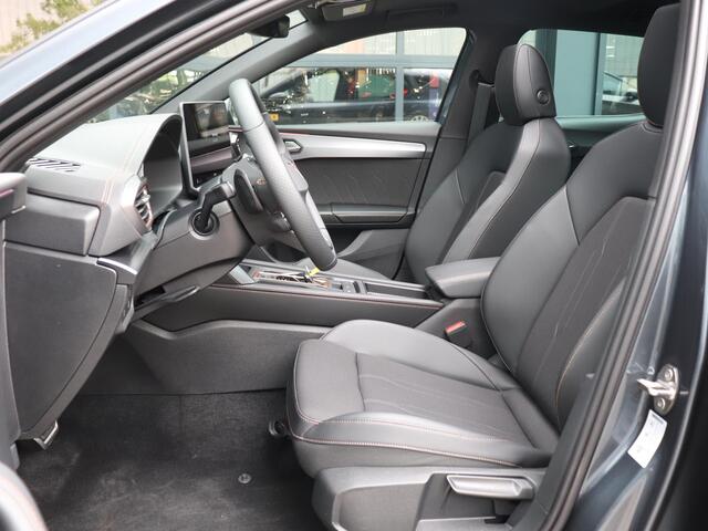 Cupra Leon 1.5 TSI e-Hybrid 204PK | Panoramadak | Achteruitrijcamera | Stoel -& Stuurverwarming | Adaptieve Cruise Control | Apple Carplay / Android Auto |