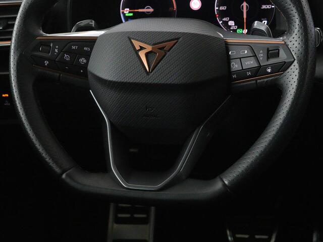 Cupra Leon 1.4 e-Hybrid | Camera | Adaptive cruise | Stuurverwarming | Navigatie | Sportstoelen | Sfeerverlichting | Keyless | Full LED | PHEV