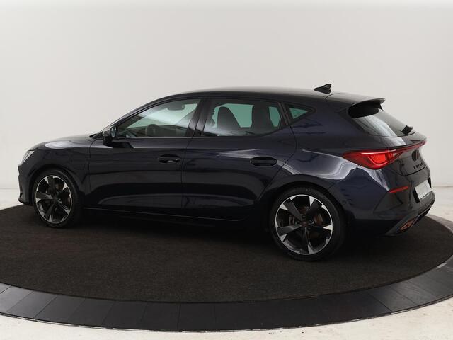 Cupra Leon 1.4 e-Hybrid | Stoel & stuurverwarming | Camera | Adaptive cruise | Carplay | Navigatie | Sfeerverlichting | Keyless | Sportstoelen | Full LED | PHEV