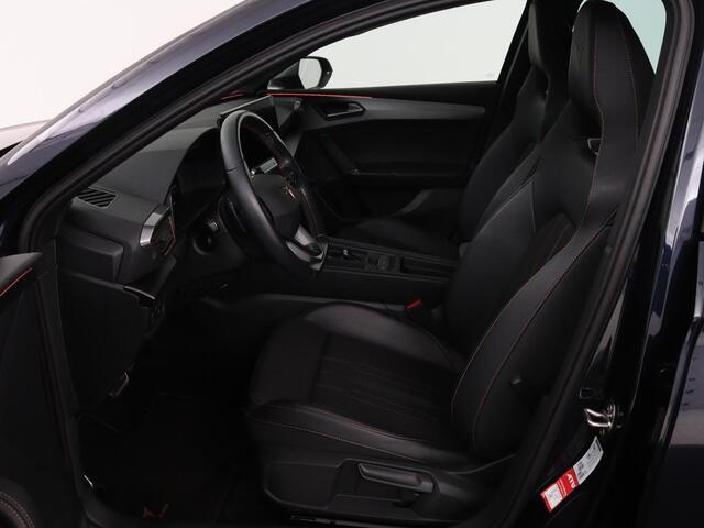 Cupra Leon 1.4 e-Hybrid | Stoel & stuurverwarming | Camera | Adaptive cruise | Carplay | Navigatie | Sfeerverlichting | Keyless | Sportstoelen | Full LED | PHEV