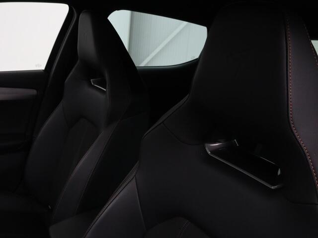 Cupra Leon 1.4 e-Hybrid | Stoel & stuurverwarming | Camera | Adaptive cruise | Carplay | Navigatie | Sfeerverlichting | Keyless | Sportstoelen | Full LED | PHEV