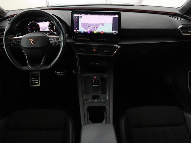 Cupra Leon 1.4 e-Hybrid | Stoel & stuurverwarming | Camera | Adaptive cruise | Carplay | Navigatie | Sfeerverlichting | Keyless | Sportstoelen | Full LED | PHEV