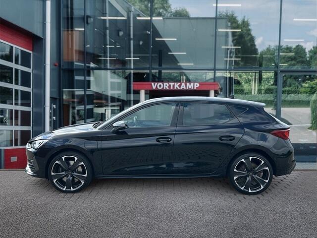 Cupra Leon 1.4 TSI DSG VZ E-HYBRID CAMERA/NAVI/ACC/CARPLAY/STOEL-STUURVERW