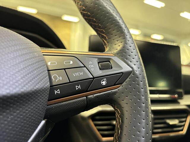 Cupra Leon 1.4 245pk DSG e-Hybrid VZ Copper Edition · Apple/Android Car Play · Panoramadak · Keyless · Stoel&Stuur Verwarming · Navi · 19'' Inch ·