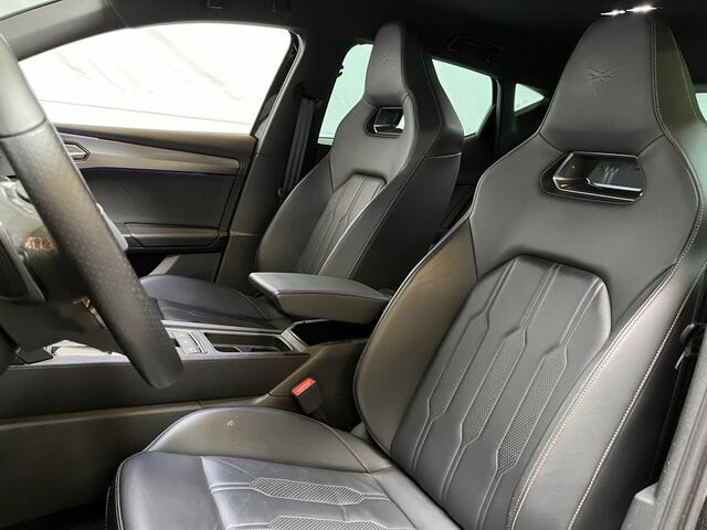 Cupra Leon 1.4 e-Hybrid VZ Black Edition / AUTOMAAT/ 245 PK/ 19" LMV/ SUPER SPORTSTUUR/ LEDER/ ELEKTR. STOEL/ PARK. SENSOREN + CAMERA/ STOEL-STUUR VERWARM./ FULL LINK/ RIJ-MODI/ NAVI/ KEYLESS