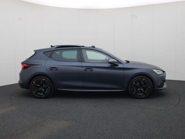 Cupra Leon 1.4e-Hybrid 180kW/245PK VZ Performance DSG · Panoramadak · Camera + Parkeersensoren · App connect · Garantie tot juni 2027 of 100000km