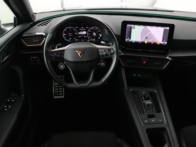 Cupra Leon 1.4 e-Hybrid VZ | 245pk | Stoel & stuurverwarming | Camera | Carplay | Adaptive cruise | Navigatie | Keyless | Full LED | PHEV