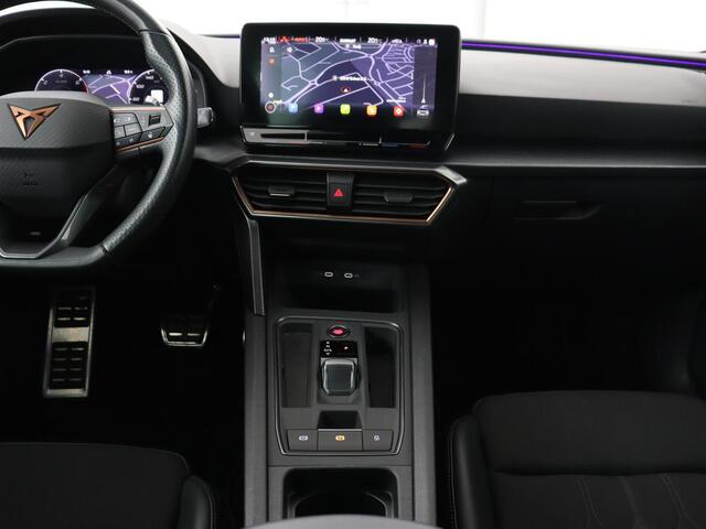 Cupra Leon 1.4 e-Hybrid | Stoel & stuurverwarming | Camera | Carplay | Sfeerverlichting | Navigatie | Keyless | Full LED | Sportstoelen | PHEV