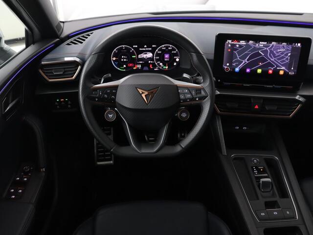 Cupra Leon 1.4 e-Hybrid VZ | 245pk | Leder | Stoel & stuurverwarming | Adaptive cruise | Memory | Camera | Sfeerverlichting | Keyless | Full LED | PHEV