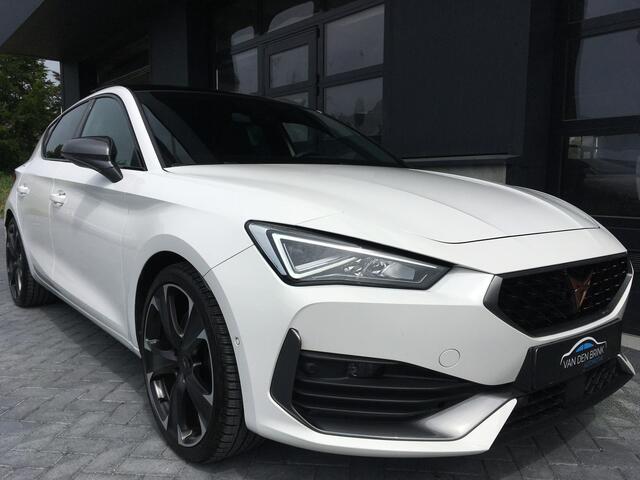 Cupra Leon 1.4 e-Hybrid VZ Copper Edition