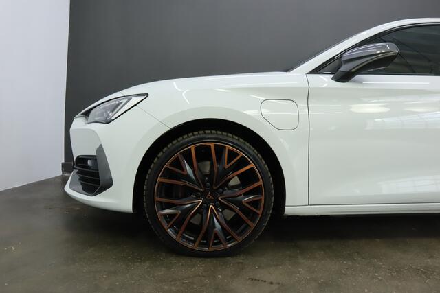 Cupra Leon 1.4 e-Hybrid VZ 245 Adaptieve cruise control | Stuurverwarming | Sportstoelen