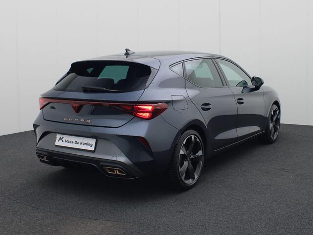 Cupra Leon 1.5 TSI e-Hybrid 204pk DSG Business · Navigatie · Stoel- & stuurverwarming · Camera + Parkeersensoren ·