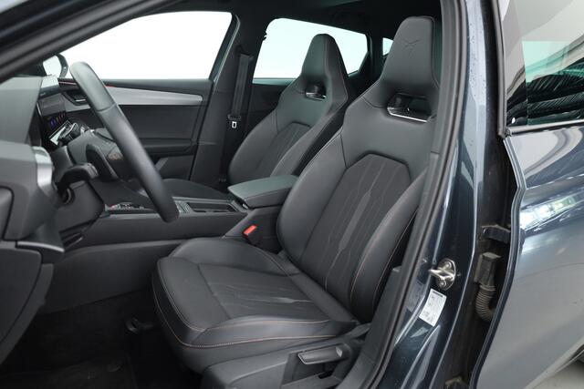 Cupra Leon 1.4 e-Hybrid VZ 245pk | Pano | Camera | Adapt. Cruise | Keyless | Stoel- Stuurverw.