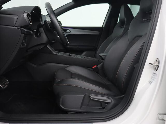 Cupra Leon 1.4 TSI eHybrid PHEV | Panoramadak | Stoel & stuurverwarming | Adaptive cruise | PDC | Carplay | Sportstoelen | LED