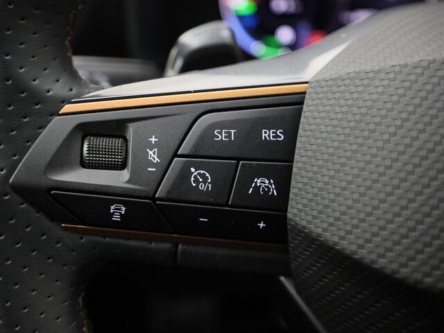 Cupra Leon 1.4e-Hybrid 150kW/204PK VZ DSG · Navigatie · Apple/Android Car Play · Camera + Parkeersensoren