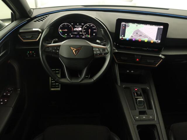 Cupra Leon 1.4 TSI eHybrid VZ | 245pk | Carplay | Navigatie | Sfeerverlichting | Keyless | Sportstoelen | Digital Cockpit | Parkeerhulp | PHEV | Plug In