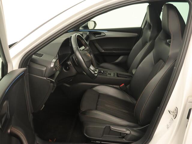 Cupra Leon 1.4 TSI eHybrid VZ | 245pk | Carplay | Navigatie | Sfeerverlichting | Keyless | Sportstoelen | Digital Cockpit | Parkeerhulp | PHEV | Plug In