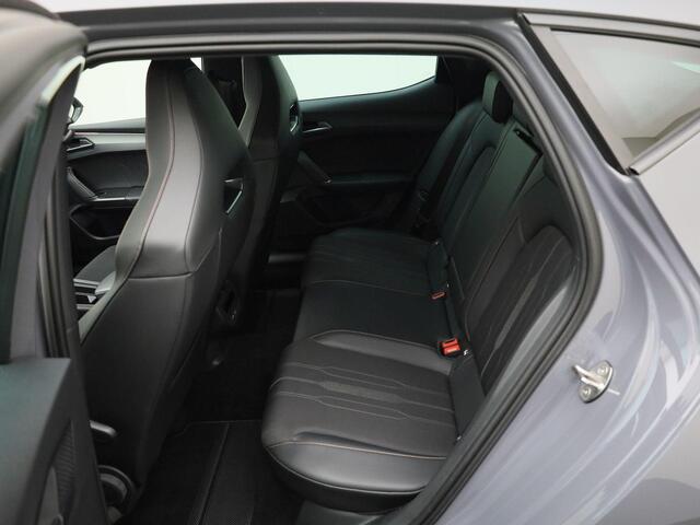 Cupra Leon 1.4e-Hybrid 180kW/245PK VZ DSG · Panoramadak · Navigatie · Camera + Parkeersensoren