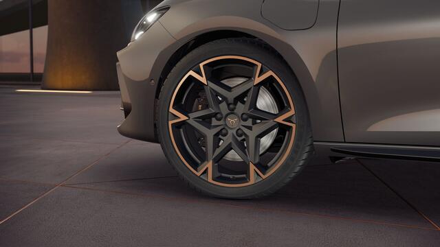 Cupra Leon 1.5 TSI e-Hybrid 272 6DSG VZ Performance | Achteruitrijcamera | Digitaal instrumentenpaneel (Virtual Cockpit) | Draadloze Apple CarPlay(TM), Android Auto(TM)