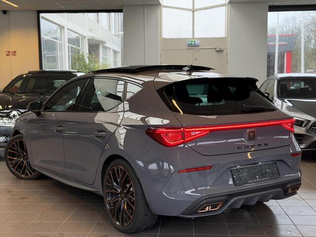 Cupra Leon 1.4 e-Hybrid Limited Schaalstoelen / Carbon / Pano