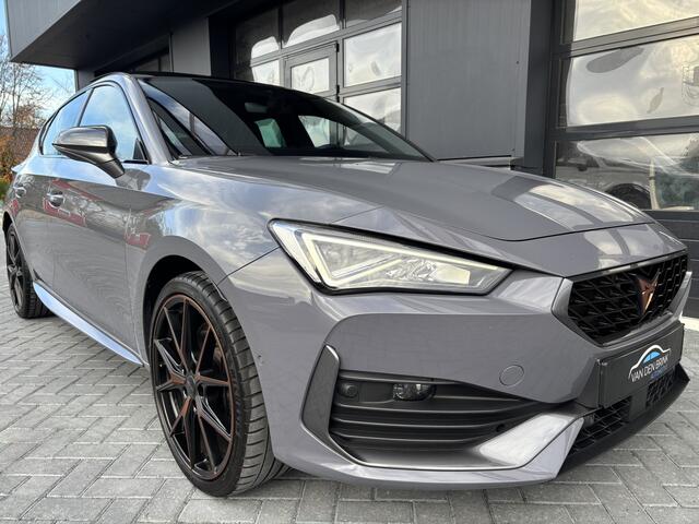 Cupra Leon 1.4 e-Hybrid VZ Pano
